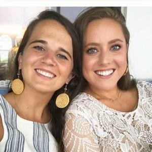 Meet your Posher, Lily